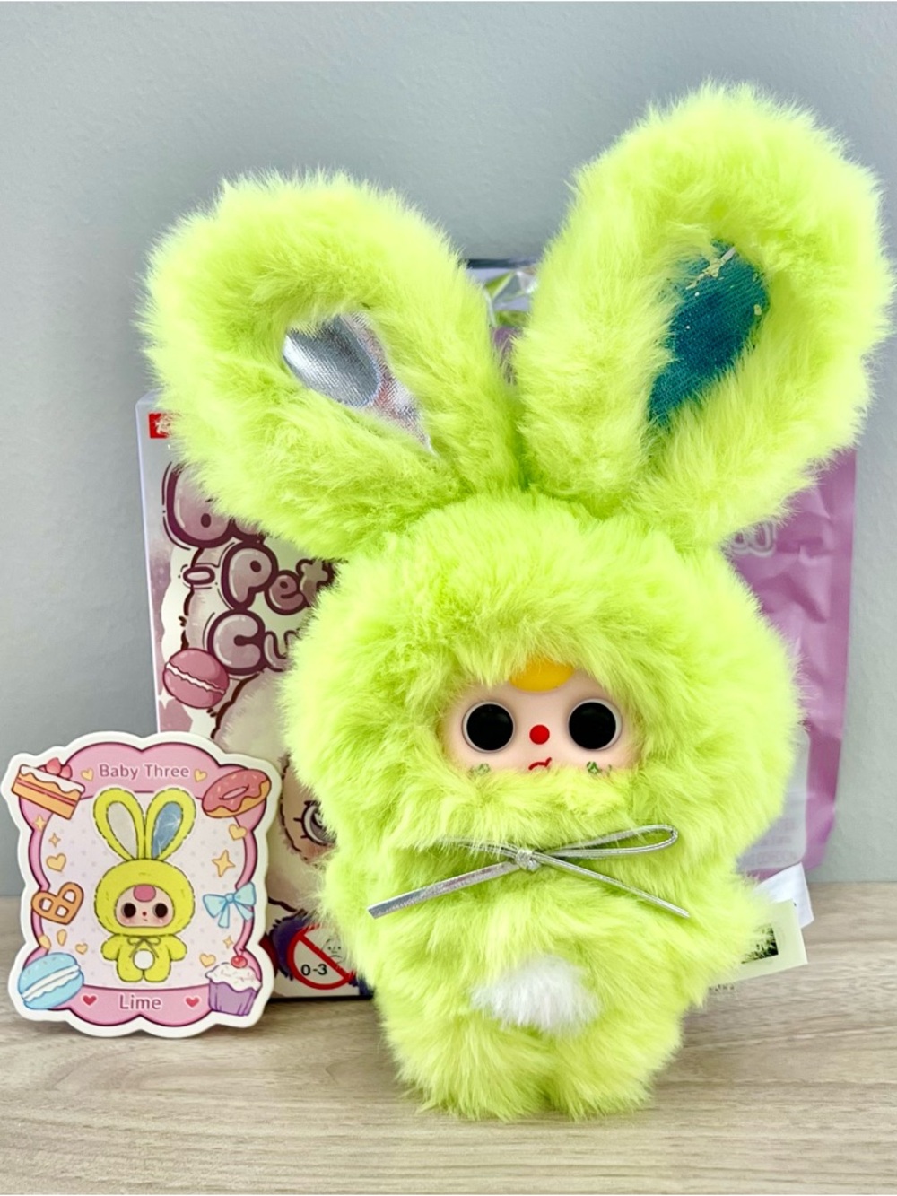 Baby Three Petit Macaron Cute Bunny V2 Vinyl Plush Pendant - Lime